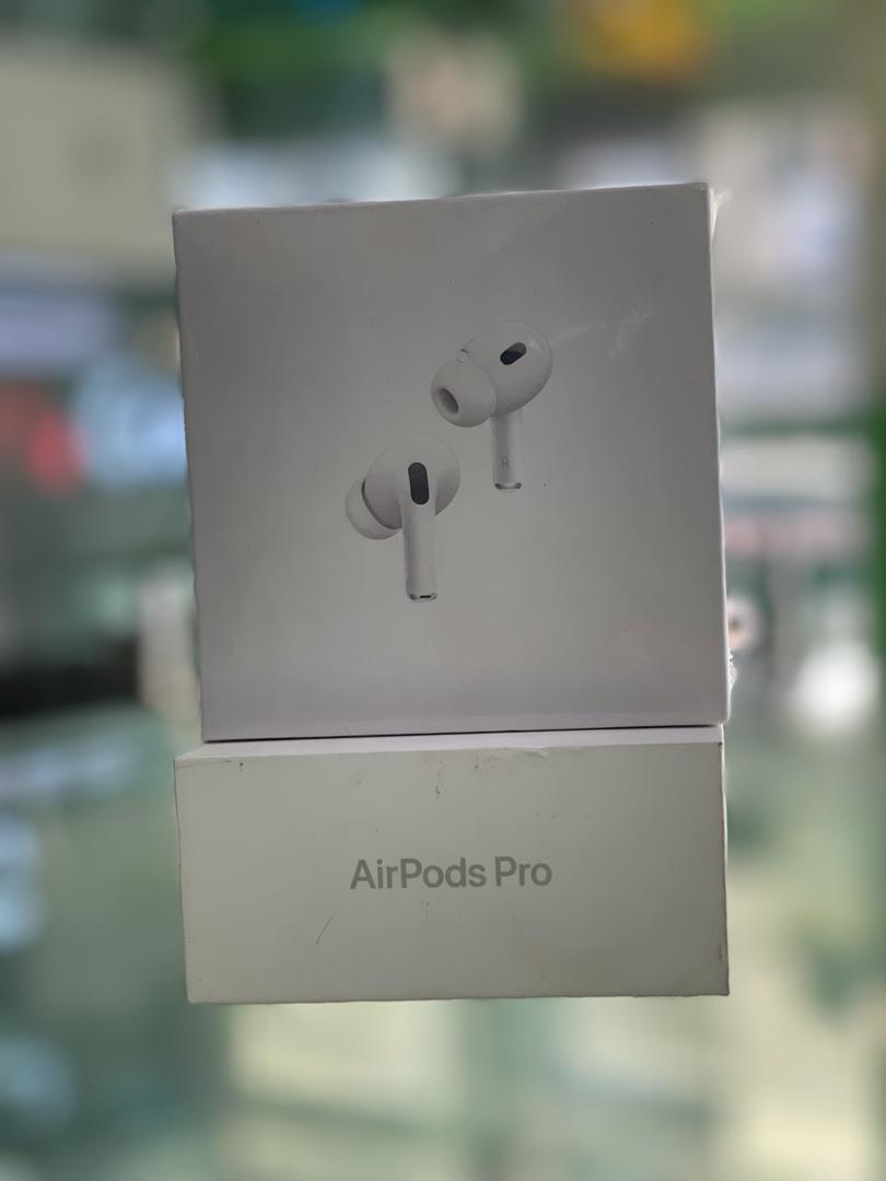 Original AirPods ( 2nd Generation)