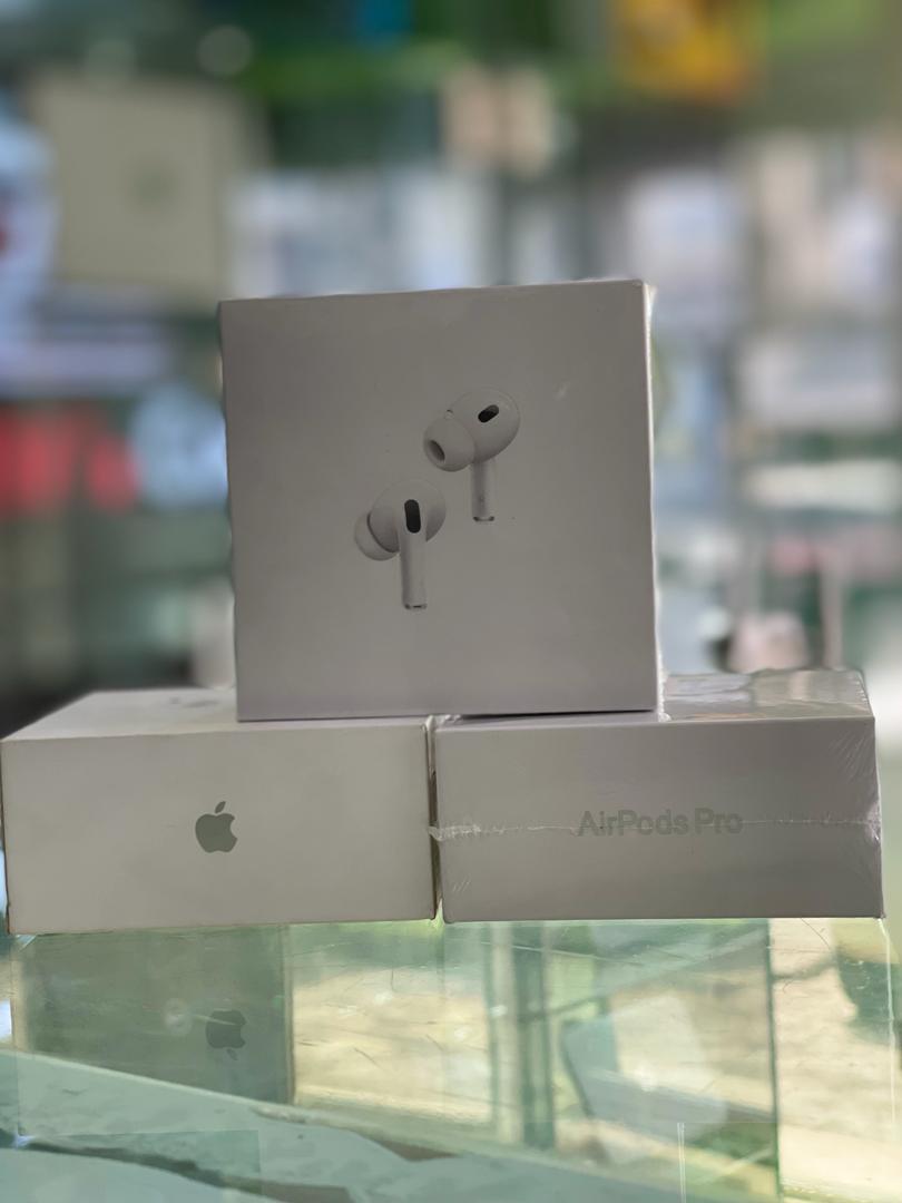 Original AirPods ( 2nd Generation)