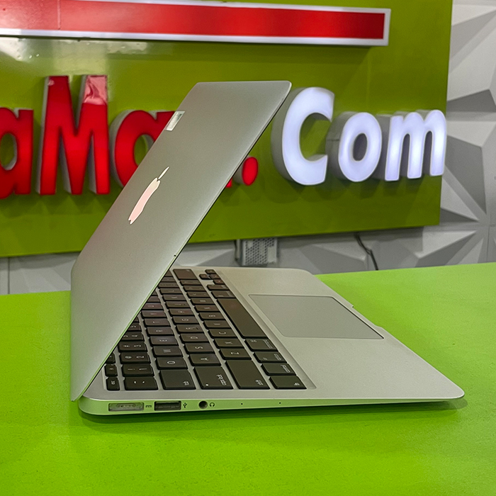 Apple MacBook Air 2014 4GB/128GB UK-USED
