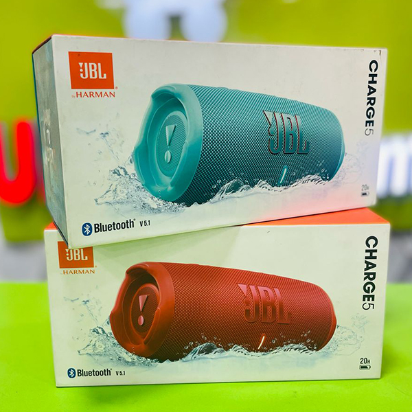 JBL Charge 5
