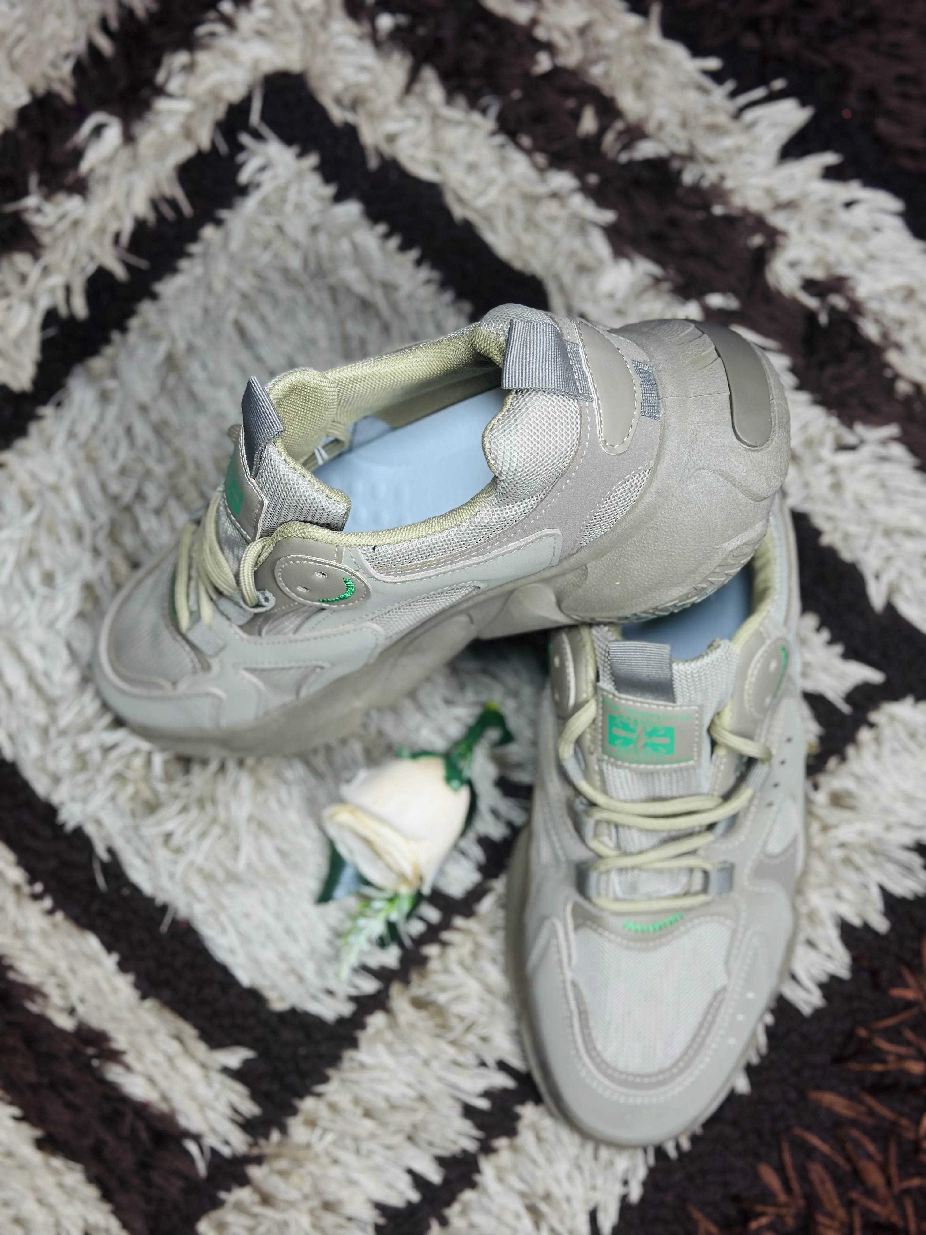43 Men Trendy Lace Chunky Sneakers