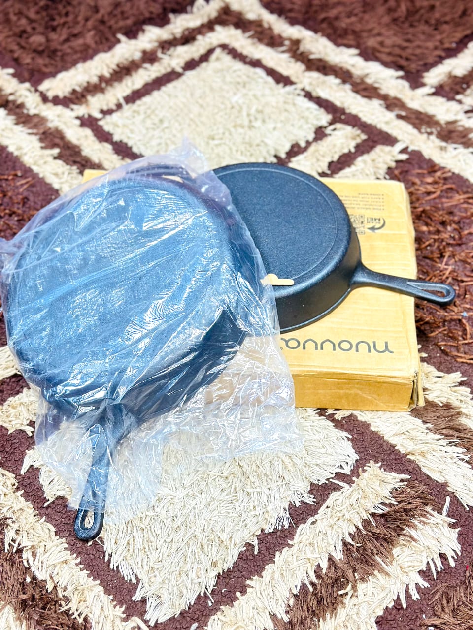 Nuovva Pre-Seasoned Cast Iron Skillet Set